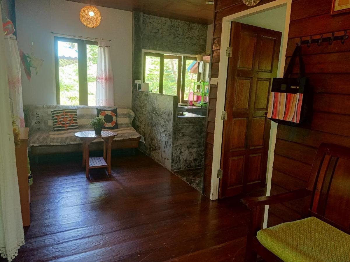 Baan Moonchan House Csaloklum Kültér fotó